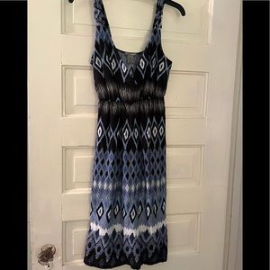 New Directions size medium sleeveless dress. Soft as butter. Excellent shape.